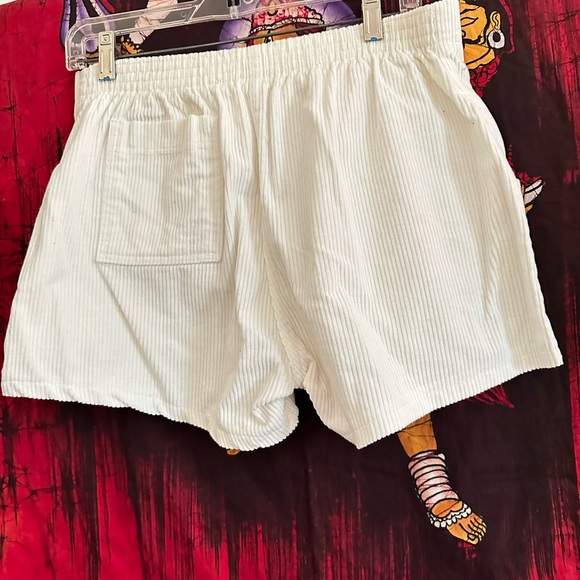 VTG OP cord shorts, wide wale, like new, 36 (runs small)! SHAKA! 🌊☀️🏄🏼‍♀️🤙🏽 - Picture 4 of 6